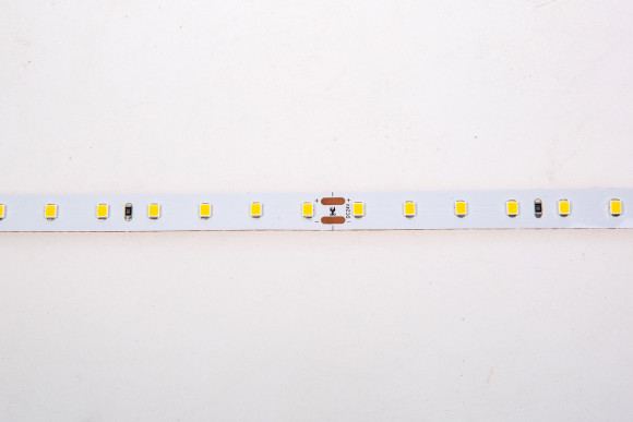 DONEL Светодиодная лента SMD, 12W/m, 4000K, 2251 Lm/m, DC24V, CRI>85, IP20, уп. 5 м, серия DN8SSL, DN18391NWRA85
